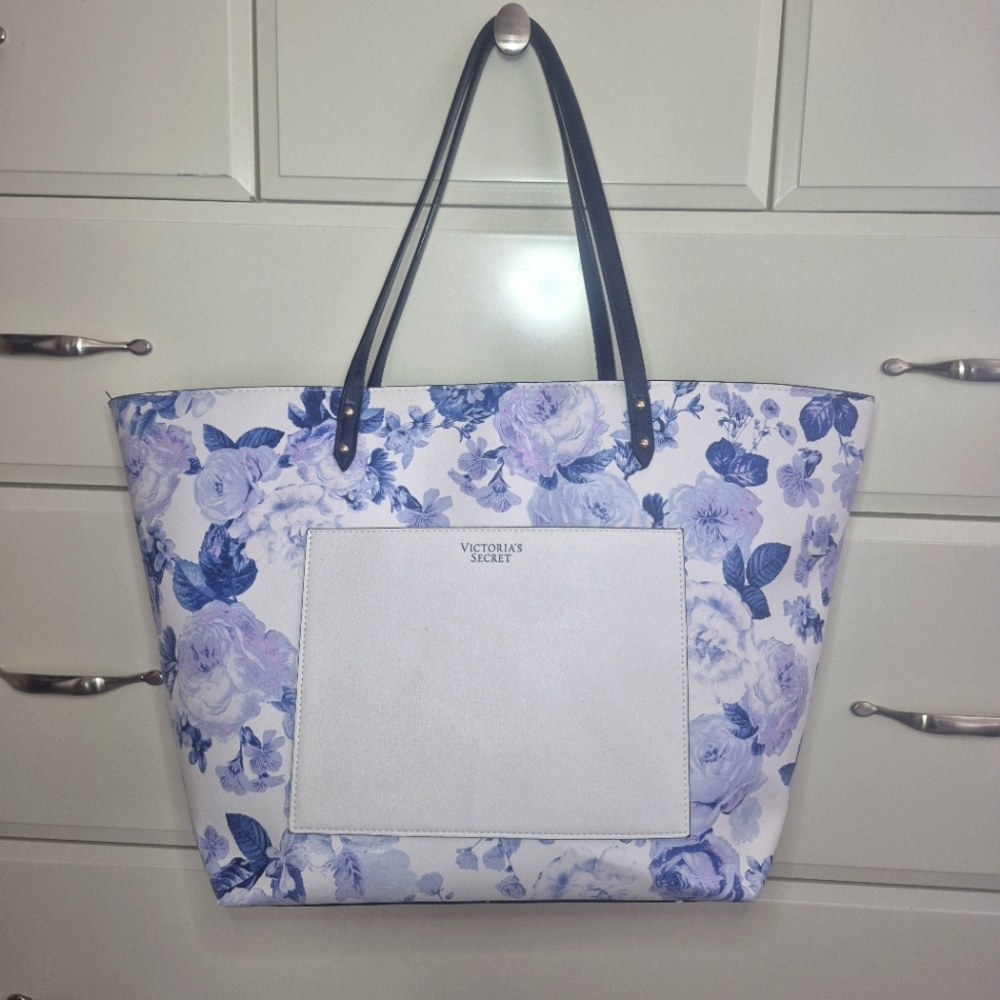 Victoria's Secret Blue‎ and White Floral Tote